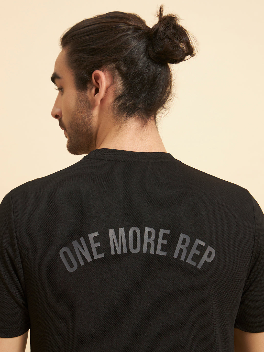 Black Keep Pushing Active Wear